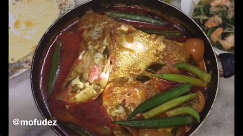Silakan klik ini rahsia kari kepala ikan jenahak pekat likat i malaysian curry i easy fish head curry recipe untuk melihat artikel selengkapnya. Kari Kepala Ikan Merah paduuu bhai - YouTube