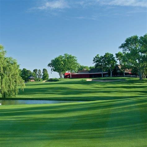 The community centers along cherry hill and ridge roads but otherwise has no legally defined boundaries or population statistics. Cherry Hills Country Club | Golf course photography, Golf ...