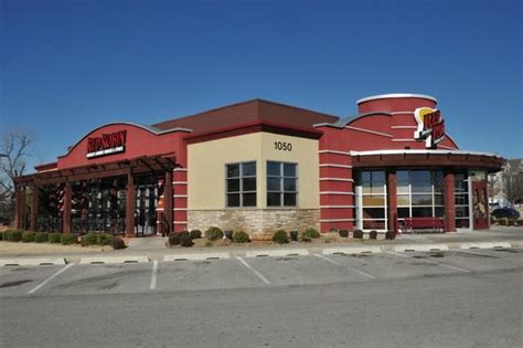 Maybe you would like to learn more about one of these? Red Robin Gourmet Burgers, Norman - Photos & Restaurant ...