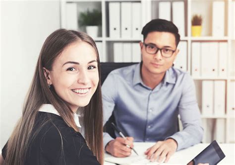 Apply online to fresher, graduate foreigners, fresh graduate dubai banking, indian graduates freshers and uae national fresh graduate jobs in uae. Career Choices at Maybank for Fresh Graduates