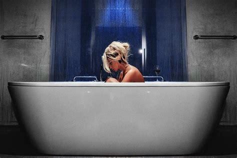 Wallpaper Aleksey Trifonov Women Sitting Bathtub Blonde 1800x1200 Wallpapermaniac