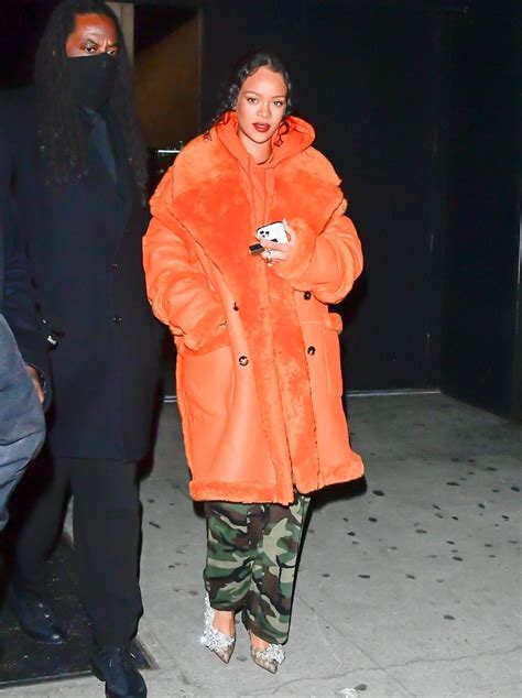 Rihanna S Pregnancy Style See All The Photos Of Her Iconic Looks Fashnfly