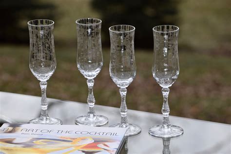 Vintage Needle Etched Crystal Champagne Flutes Glasses Set Of 2