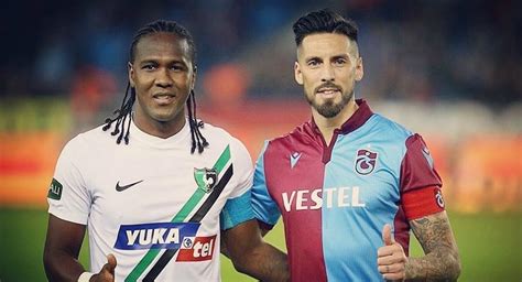 Rodallega started his professional career with deportes quindío in 2004. Reapareció Hugo Rodallega y envía mensaje a los que no han ...