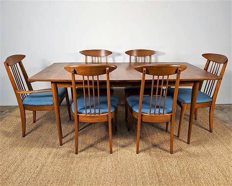 Mid Century Modern Walnut Dining Set One Leaf Six Chairs Broyhill