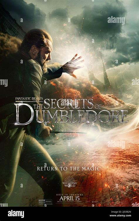 Fantastic Beasts The Secrets Of Dumbledore Us Character Poster Jude