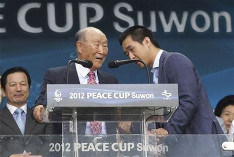 unification church founder rev sun myung moon dies at 92