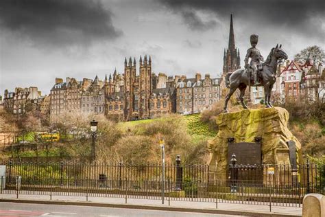Edinburgh Highlights Self Guided Scavenger Hunt And City Tour Getyourguide