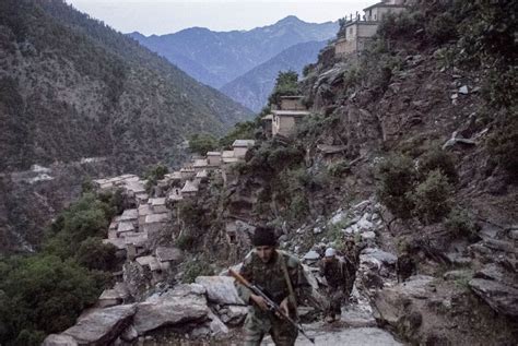 Afghanistan Waigul Valley Nuristan 2007 A Joint Afghan American