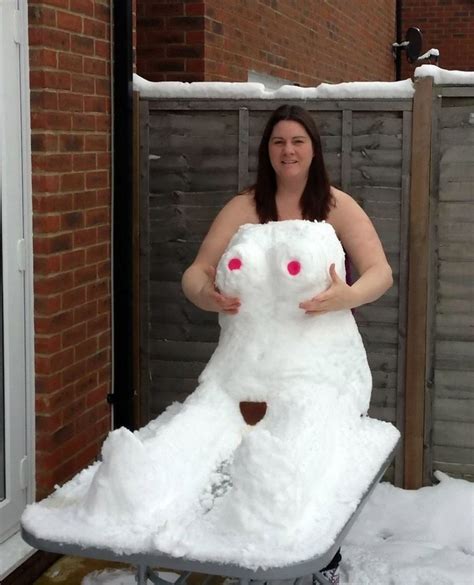 Wiltshire Let S Get Naked In The Snow Facebook Craze Goes Viral