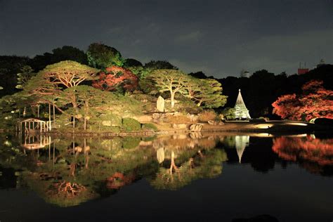 Light Up In Rikugien Japanese Garden Special Scenic Park 4 Japanese Garden Scenic Park