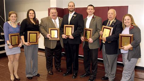 Athletics Hall Of Fame Welcomes Seven New Inductees Bear Bulletin