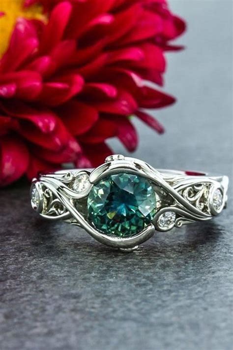 There are many other factors considered, thus making valuation. 24 Gorgeous Colored Engagement Rings | Oh So Perfect Proposal