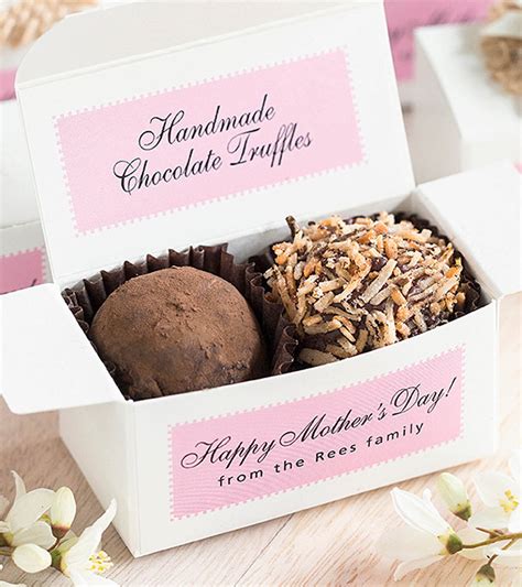 With all these gift ideas, you're going to find something that's absolutely perfect just for her. Top 12 Mother's Day Gift Ideas - Party Inspiration