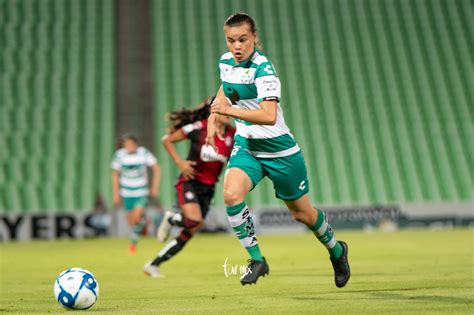 Watch from anywhere online and free. Isela Ojeda, Santos vs Atlas jornada 8 apertura 2019 Liga ...