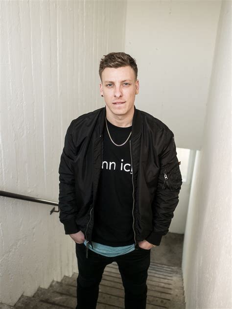 Februar bestimmt felix lobrecht den ganzen tag das 1live. „Hecht Lobrecht, Guten Tag" - bonnFM