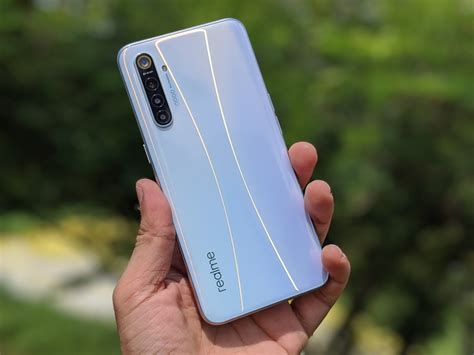 Features 6.4″ display, snapdragon 712 chipset, 4000 mah battery, 128 gb storage, 8 gb ram, corning gorilla glass 5. Realme XT with a 64MP camera officially shown-off ...