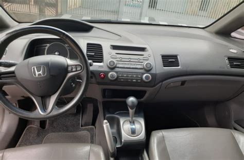 Descubra a melhor forma de comprar online. Honda Civic Preto Flex 2010 Usado - Interior Carro