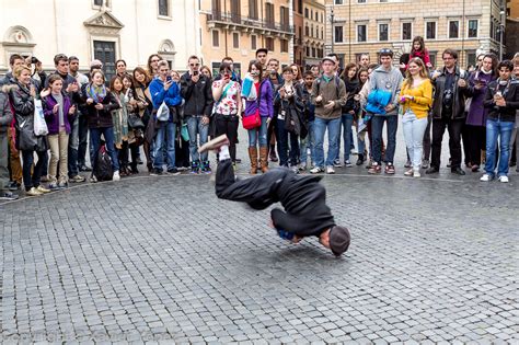 Xavier Yepez Photography Piazza Navona Street Performer 1