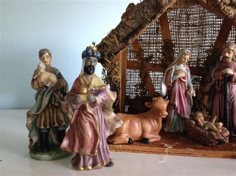 Vintage Porcelain Nativity Set With Stable Christmas Nativity Etsy