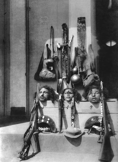 Cabeças Dos Cangaceiros No Museu