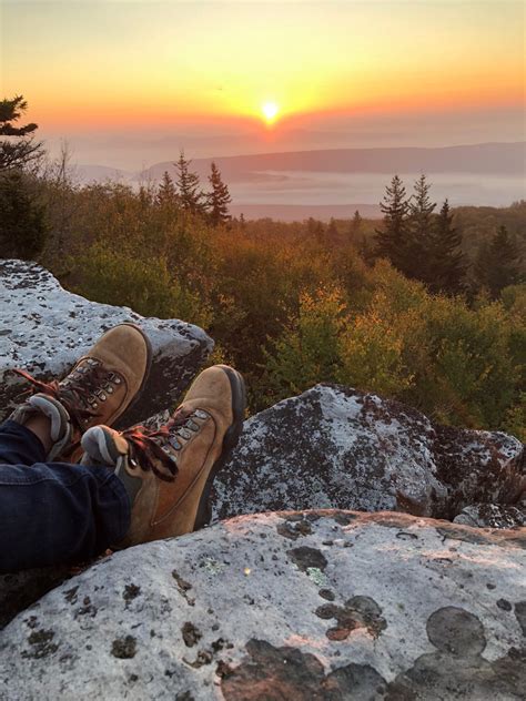In the northeast corner of this area, there's a beautiful overlook that takes in the mountain ridges to the east. These Are 10 Of The Best Dolly Sods Hikes - Harman's ...