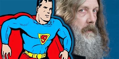 Alan Moore explica el verdadero propósito del traje clásico de Superman