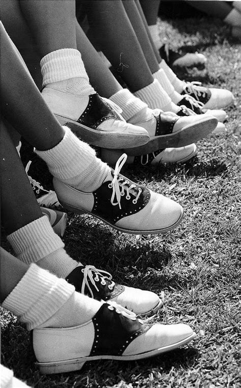 Saddle Shoes And Bobby Sox Saddle Shoes Vintage Shoes Saddle Oxfords