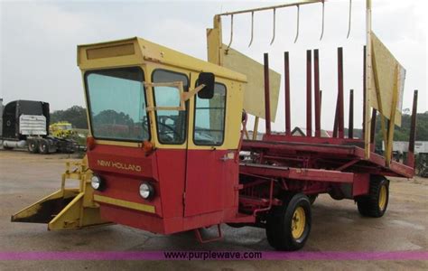 New Holland 1049 Stackcruiser Self Propelled Bale Wagon In Mountain