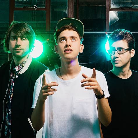 Years & years, olly alexander's musical project, appeared on the late late show perform his recent single starstruck. the stylish virtual performance features the singer getting out of bed and taking the track from a greenhouse to a garden to the stage. Years & Years 'Shine' on New Song