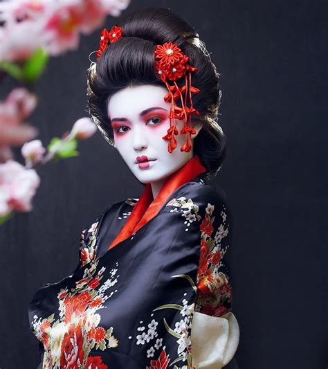 All About Geisha Makeup Here S How You Can Get The Geisha Look