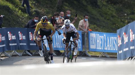 Page officielle du cycliste julian alaphilippe, coureur français pour deceuninck Julian Alaphilippe après son succès sur la Flèche ...