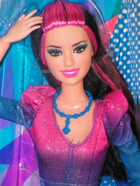 Its looks have been changed constantly as in the 60s how old is raquelle from barbie: Royalty.Girl: 2012 Barbie Fashionistas Raquelle