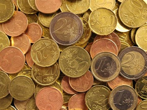 Europe Currencies Everything You Need To Know About The Euro