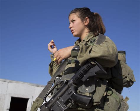 Israeli Women Soldiers Telegraph