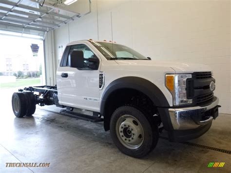 2017 Ford F450 Super Duty Xl Regular Cab 4x4 Chassis In Oxford White