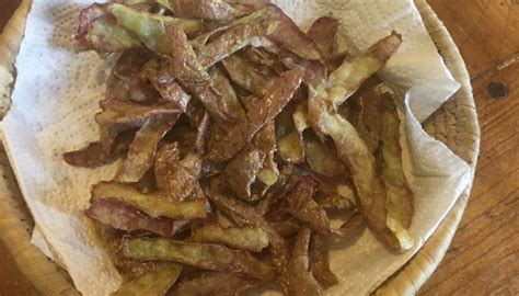 Onnipresenti in ogni locale trendy. Bucce di patate fritte: buone da morire e economiche che ...
