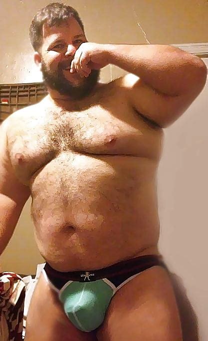 BEEFY STOCKY SEXY MUSCLE BELLY MEATY BULLS BEARS MEN GUYS Pics