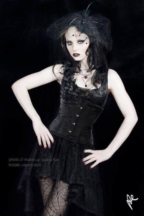 Model Vipers Doll Photoretouchmua Joana Fux Gothic And Amazing