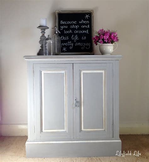 The nice thing is the fact that if you're unable to afford to remodel your kitchen and change its appearance. Awesome Varnish Kitchen Cabinets #3 - Annie Sloan Chalk ...