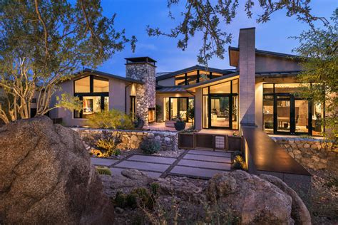 Camelback Modern Ranch Modern Phoenix By Ownby Design Houzz