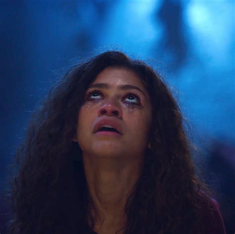 Heres What Really Happened To Rue In Euphorias Beautiful And Surreal Season Finale Euphoria