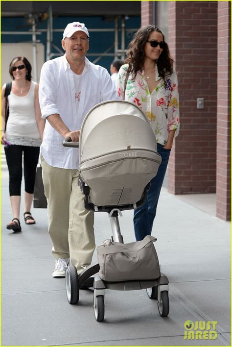 Bruce Willis And Emma Heming Shopping With Baby Mabel Photo 2707204