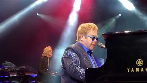 Elton John Im Still Standing Concert Live Full Hd Nuits De