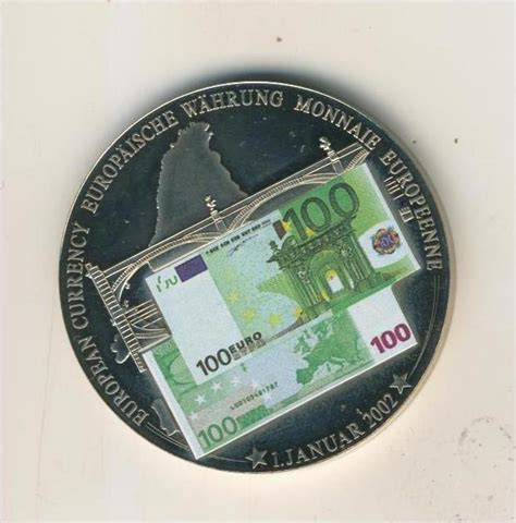 Angefangen mit 5 euro, 10, 20, 50, 100, 200 und als höchste geldscheine gibt es die 500 euroscheine. Gedenk Münze Euro Banknoten Prägung 100 Euro Schein v ...