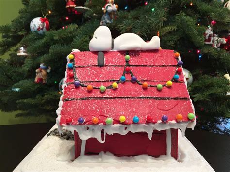 Snoopy Gingerbread Doghouse 20 Christmas Gingerbread House
