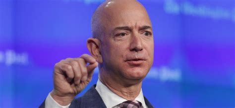 20 Years Ago Jeff Bezos Said To Always Ask These 3 Questions To