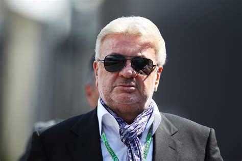 Sein ehemaliger manager willi weber, der zuletzt einen schlaganfall erlitt. Schumacher manager sees F1 becoming 'Mickey Mouse series'