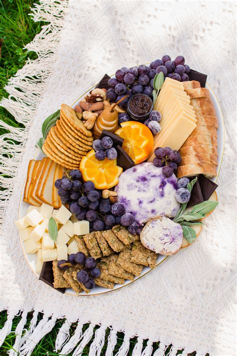 How To Make The Dreamiest Vegetarian Grazing Platter Radiant Rachels