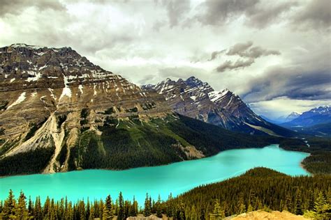 Turquoise Lake In The Mountains Download Hd Wallpapers And Free Images